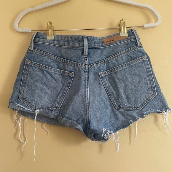 GRLFRND Cindy Shorts in Only With You Sz 25 Light Wash Ripped Distressed Cutoffs - Picture 7 of 13